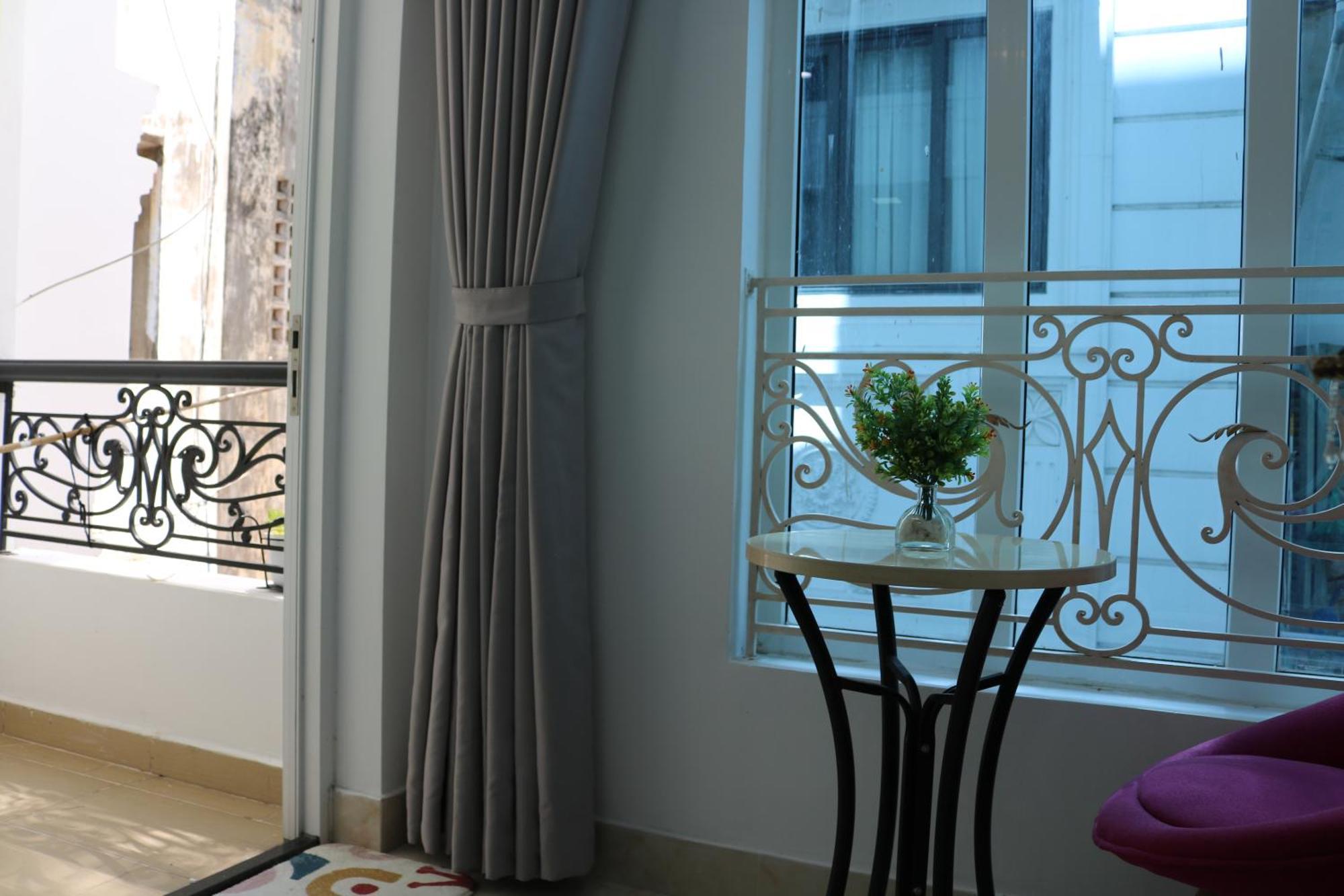Adventure Hotel Ho Chi Minh City Exterior photo